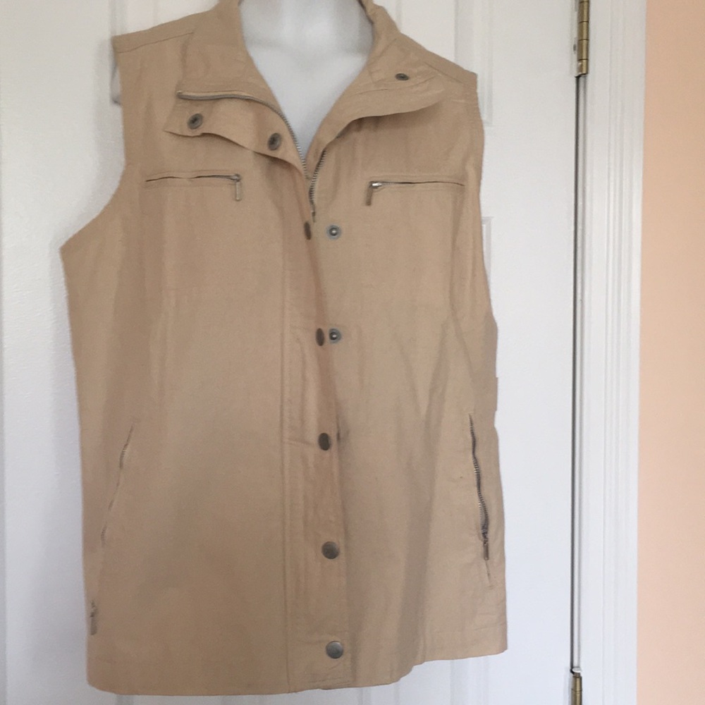 Zippered Vest